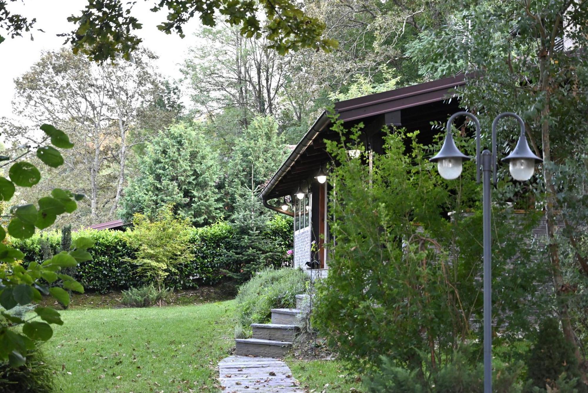Lasinja Zagreb, Kuca Za Odmor Swan River Holiday House מראה חיצוני תמונה