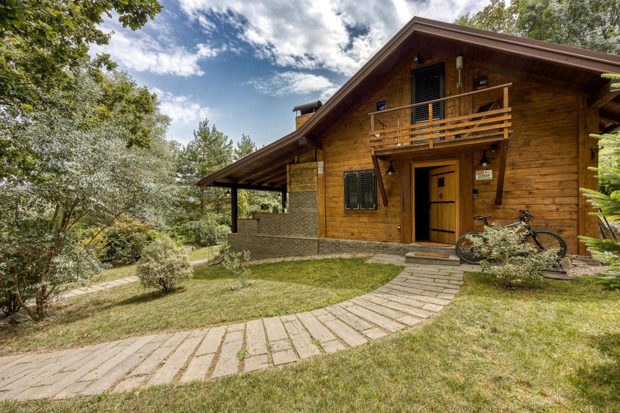 Lasinja Zagreb, Kuca Za Odmor Swan River Holiday House מראה חיצוני תמונה