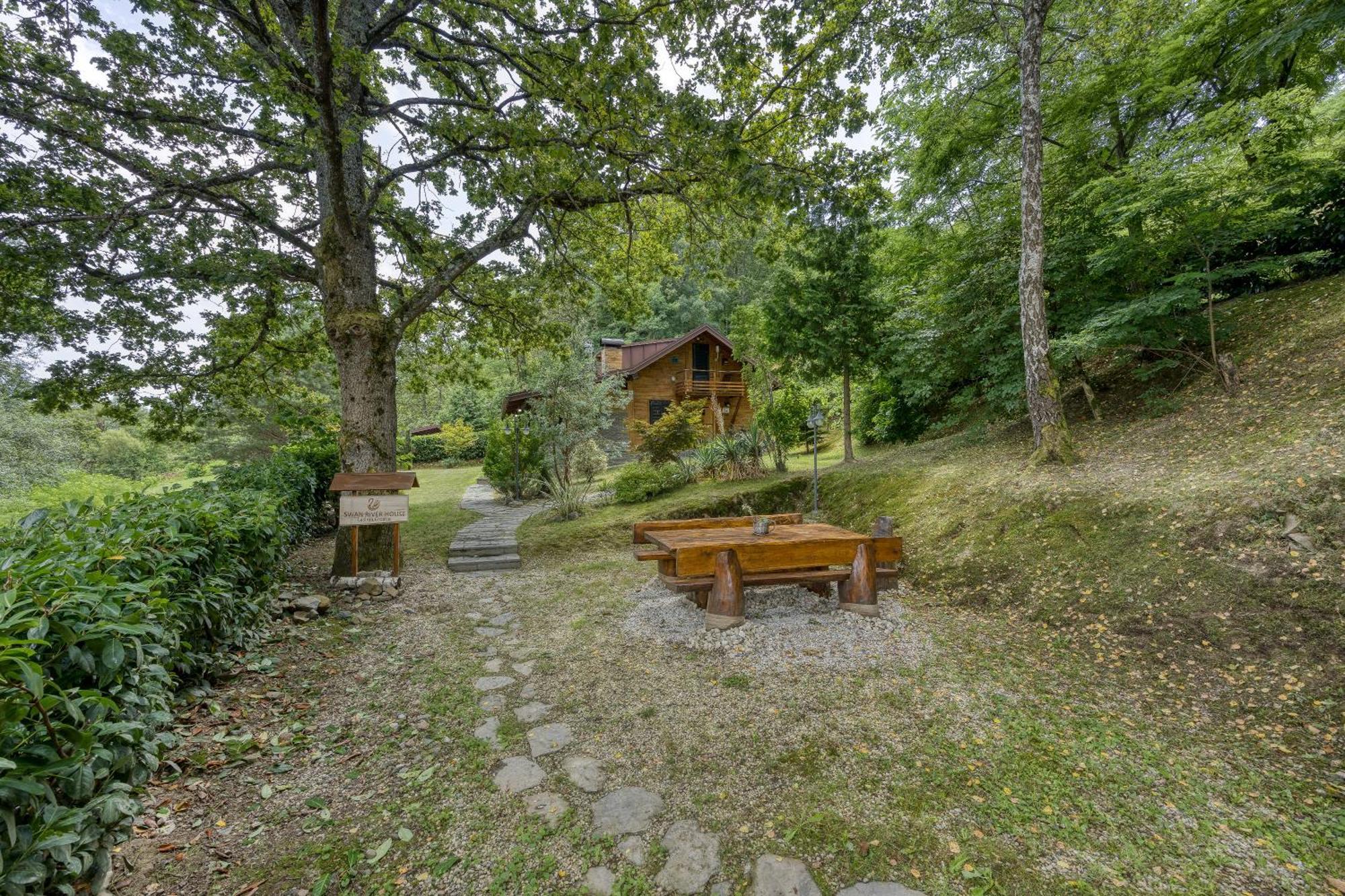 Lasinja Zagreb, Kuca Za Odmor Swan River Holiday House מראה חיצוני תמונה